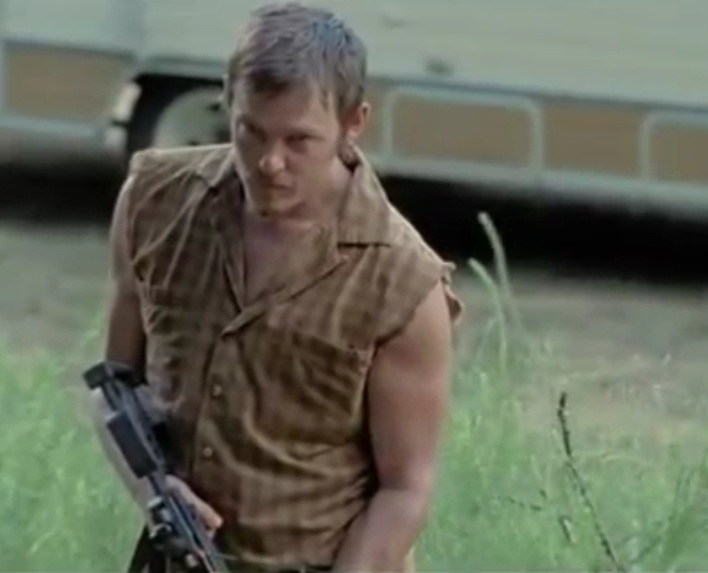 Ses premiers mots: "Son of a bitch! That's MY dear!" et tout le monde l'a adoré dès la première seconde le tabarouette.