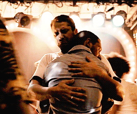 C'est une salsa qui joue en passant...